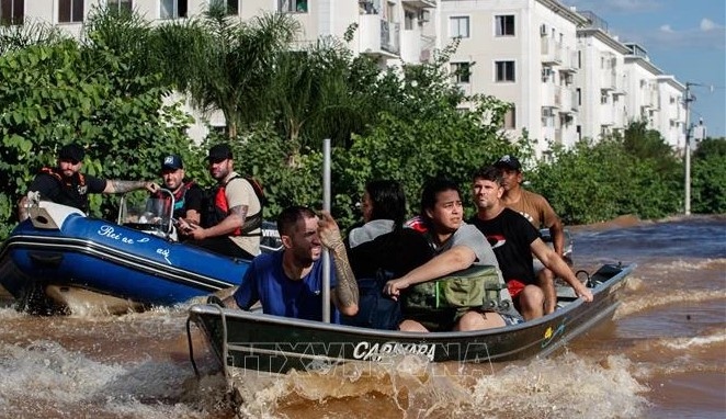 PM extends sympathy to Brazilian President over flood damage